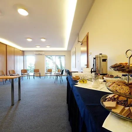 Hotel Feniks 3* פוזנן