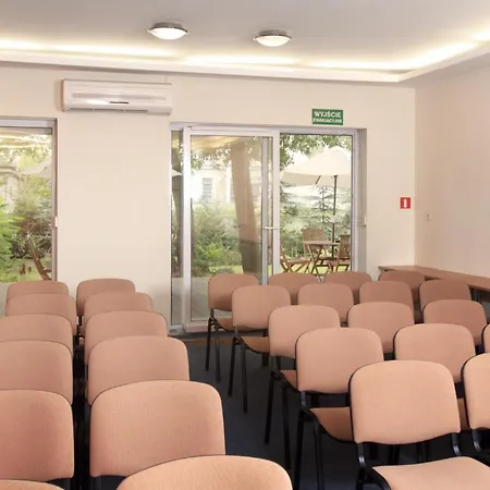 Hotel Feniks פוזנן